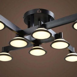 亿嘉灯饰 产品亮点与加盟店优势解析