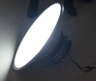 乒乓球馆照明灯具选择与配置指南 从品牌到安装的全面解析